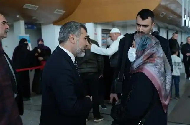 Erzincan’da umre yolcuları dualarla uğurlandı