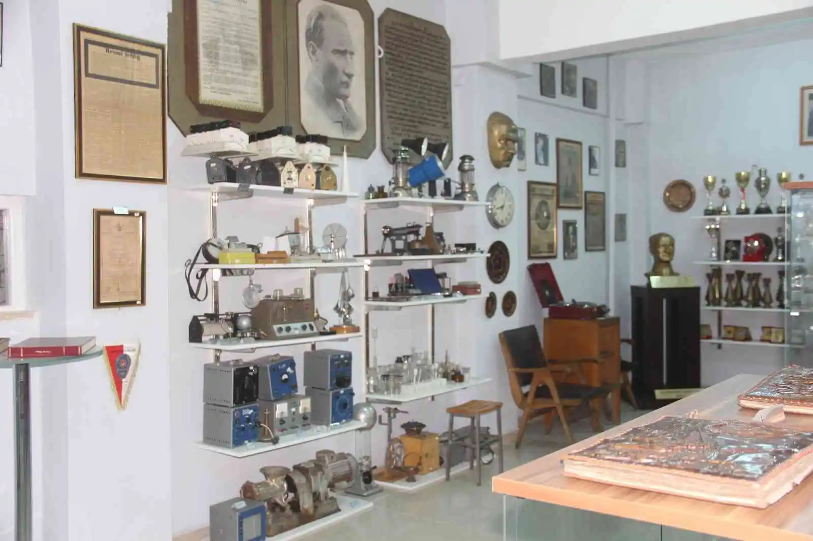 Erzincan Lisesi’nde bulunan müze tarihe ışık tutuyor