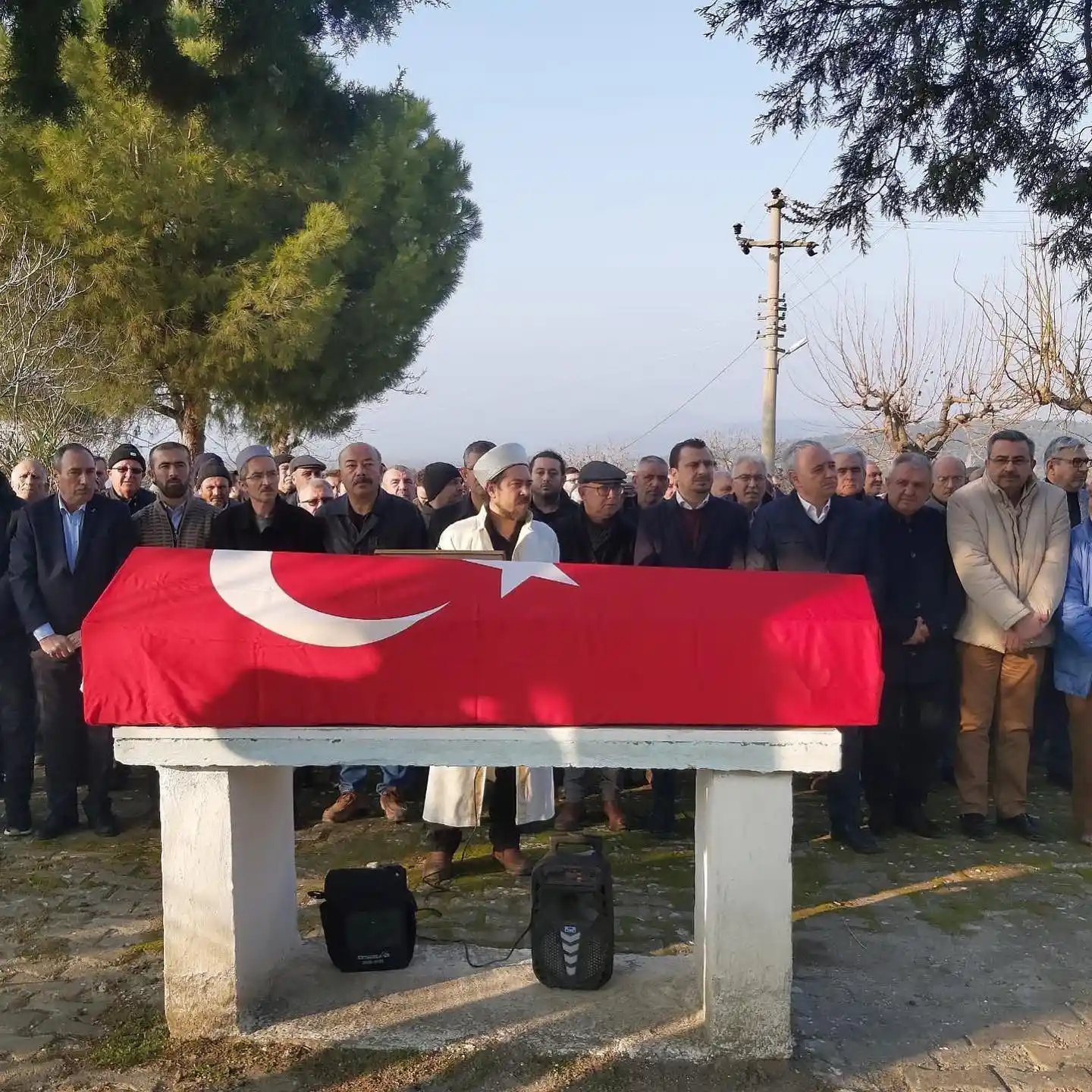 Eski Belediye Başkanı ve Milli Eğitim Müdürü Orhan Kamalı toprağa verildi
