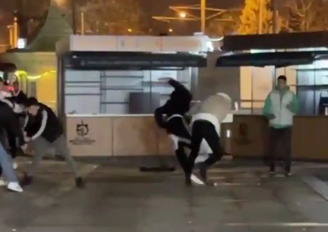 ’Eski sevgilimle neden konuştun’ kavgasında kan aktı: 2 yaralı