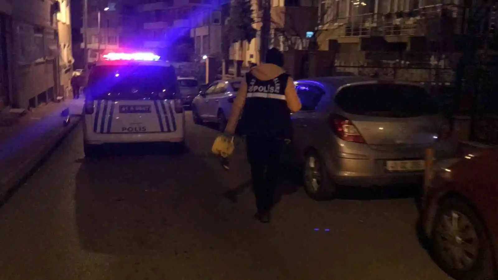Evde silahını temizlerken kendini vurdu