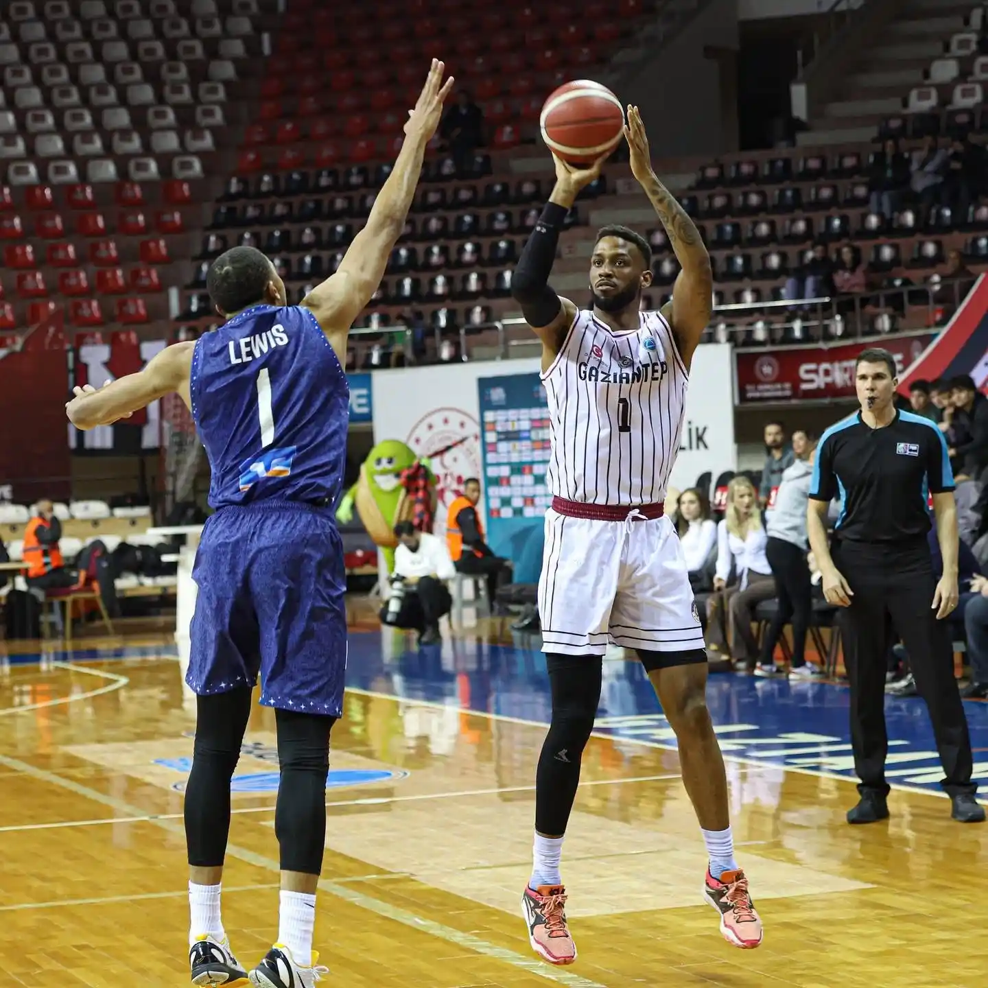 FIBA Avrupa Kupası: Gaziantep Basketbol: 105 - Merlins Crailsheim: 87