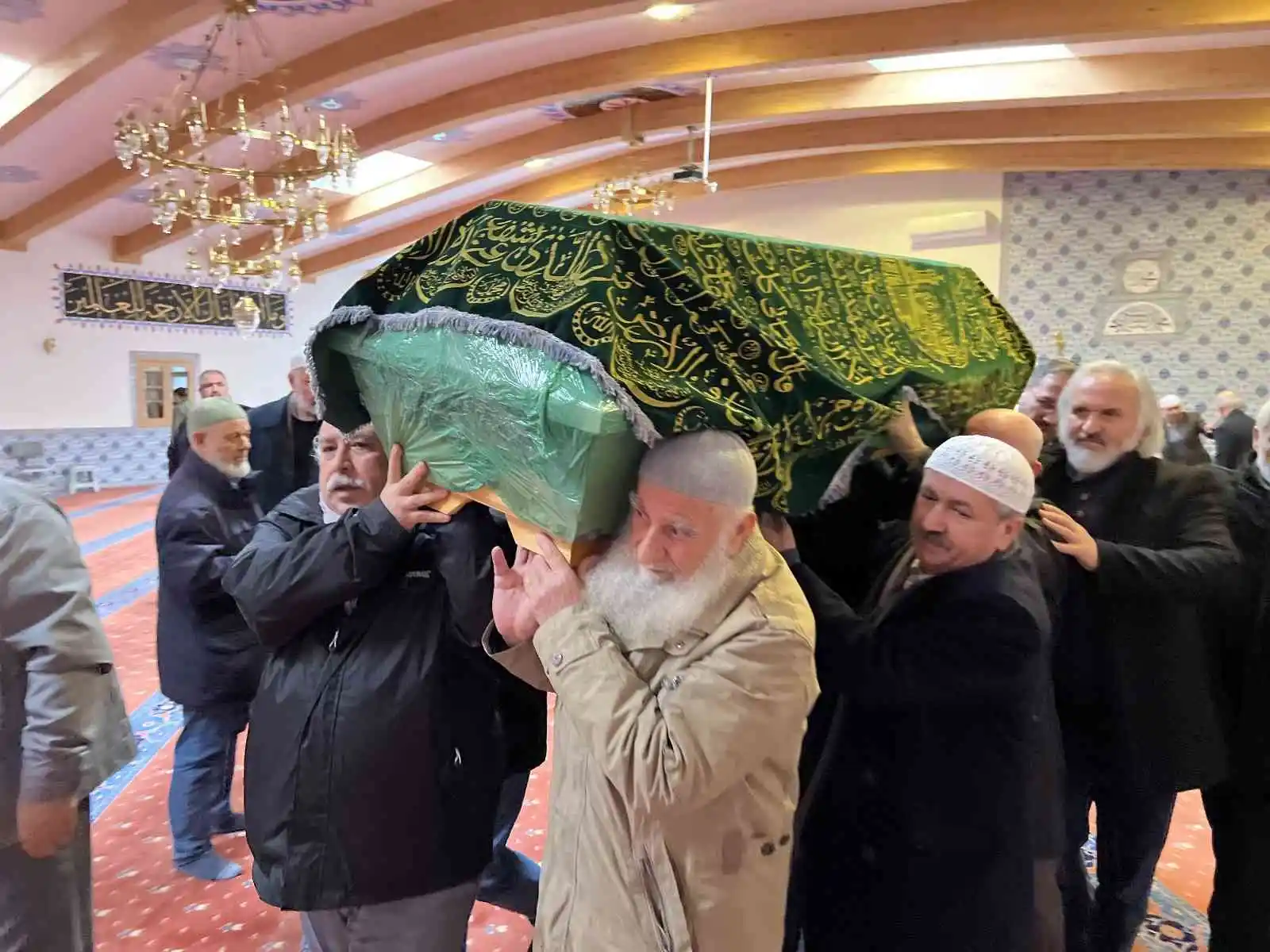 Fikir adamı ve yazar Yaşar Kaplan için Almanya’da cenaze namazı kılındı