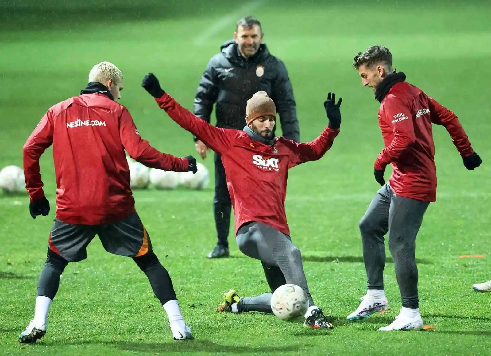 Galatasaray, Antalyaspor maçı hazırlıkların tamamladı