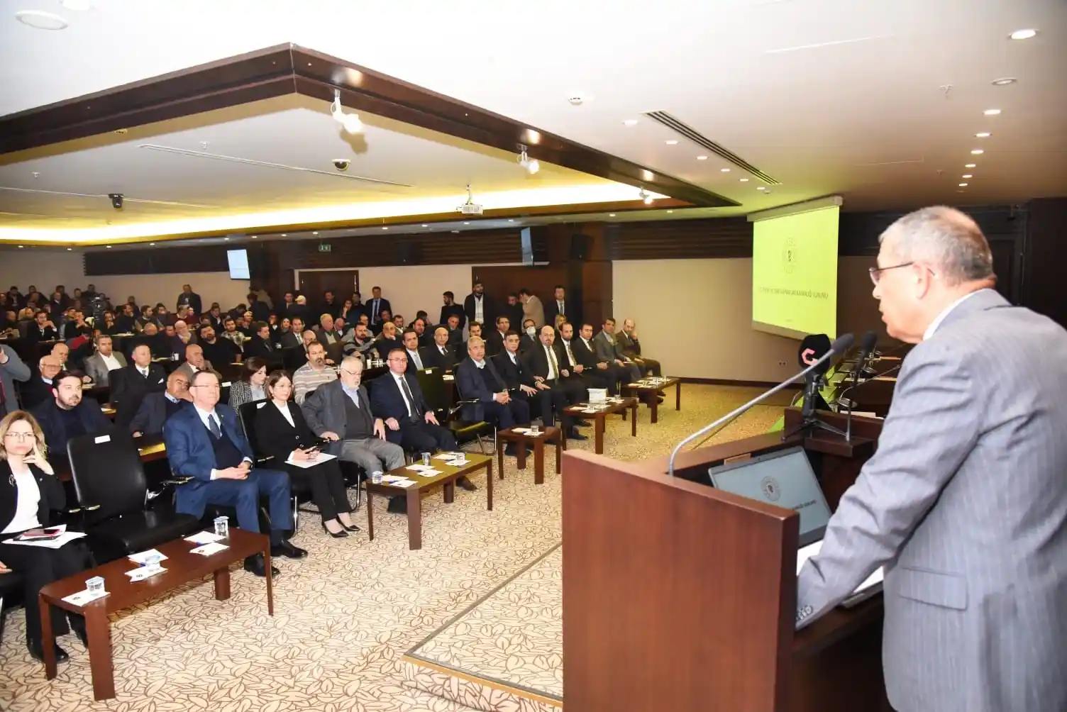 GSO'da Yeşil enerjide güncel GES mevzuatları ve enerji depolamalarının önemi konuşuldu