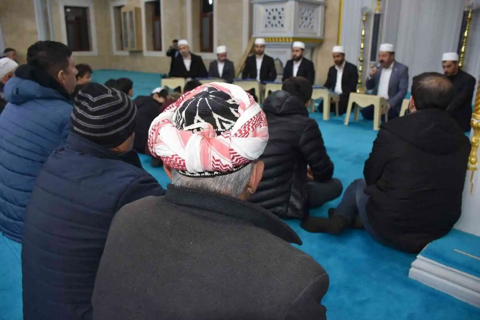 Hakkari’de Regaip Kandili dualarla idrak edildi