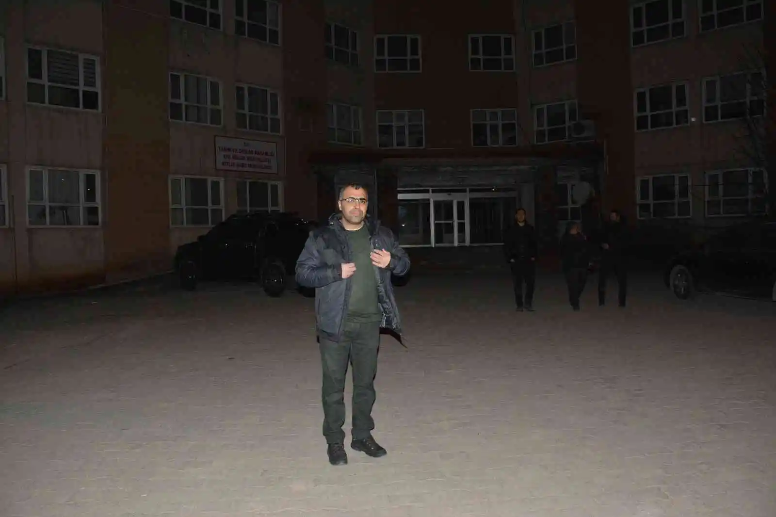 Hırsızlar, Bitlis Gazeteciler Cemiyeti’ni soyup soğana çevirdi