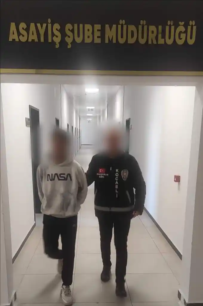 Hırsızlık suçundan aranıyordu, yakalandı