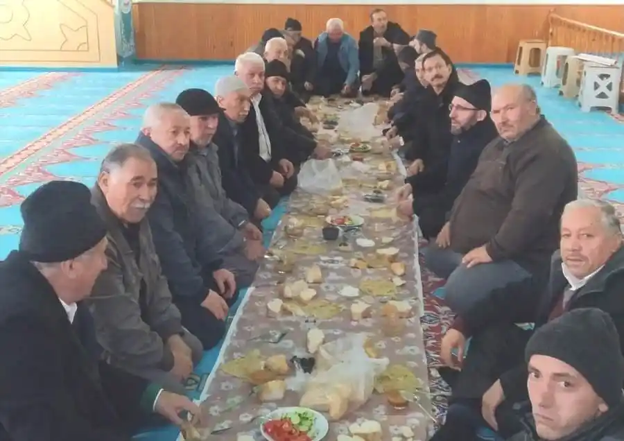 Hisarcık Şeyhler köyünde sabah namazı buluşması ve yağmur duası