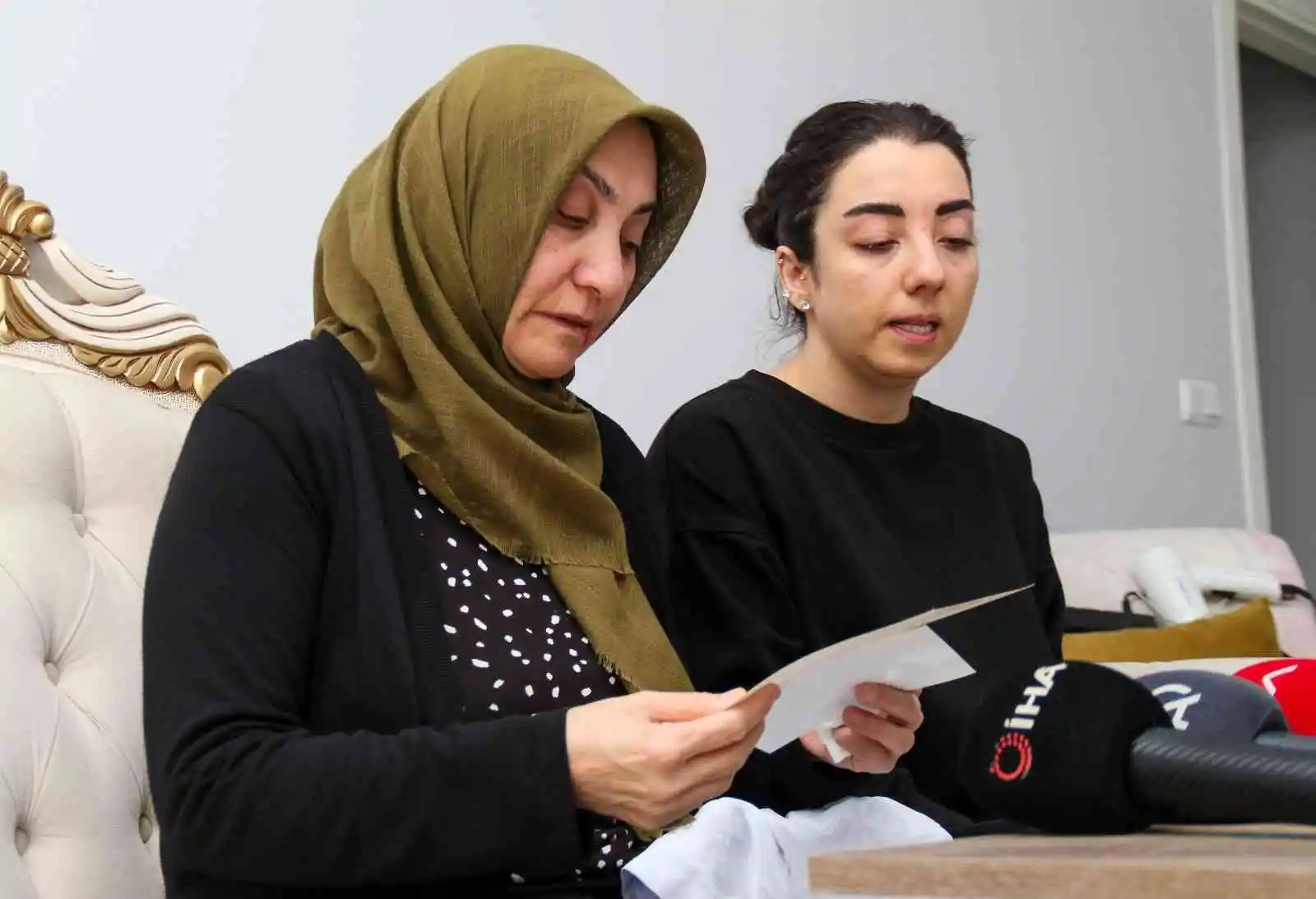 İkinci kattan düşen kadın hayatını kaybetti