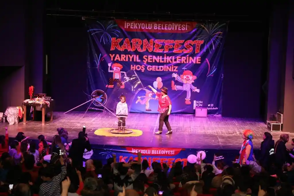 İpekyolu’nda yarıyıl şenlikleri coşkuyla başladı