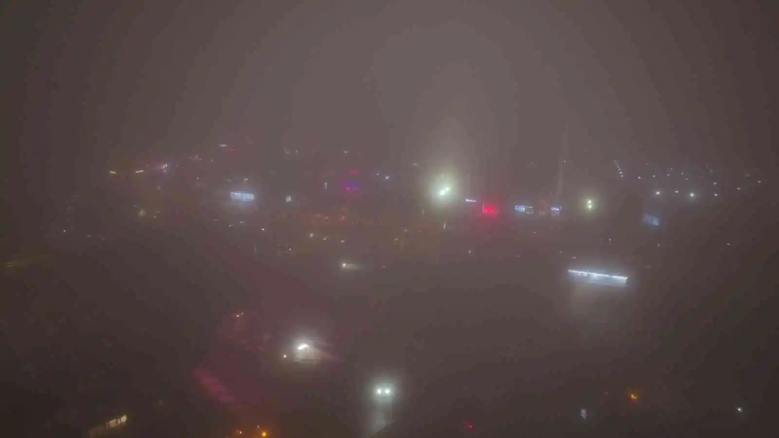 İstanbul’da etkili olan sis böyle görüntülendi