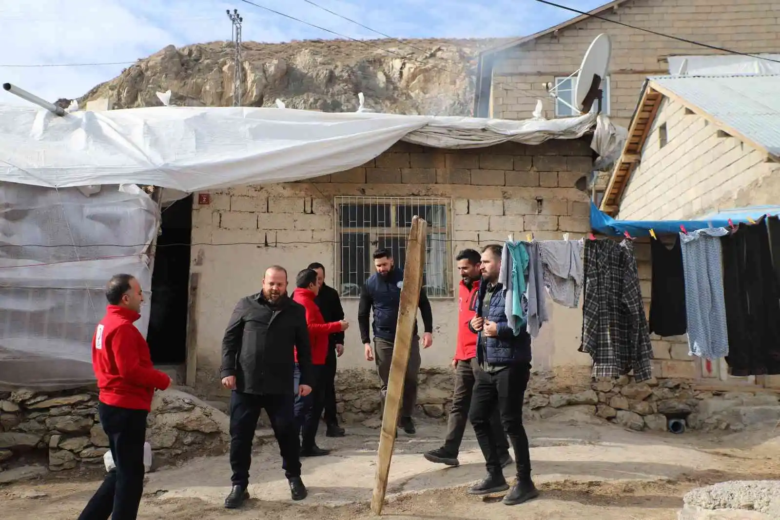 İsviçre’den Hakkari’ye yardım eli