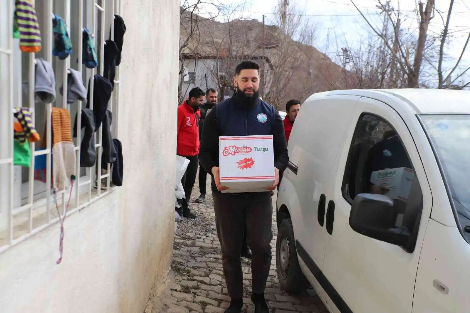 İsviçre’den Hakkari’ye yardım eli