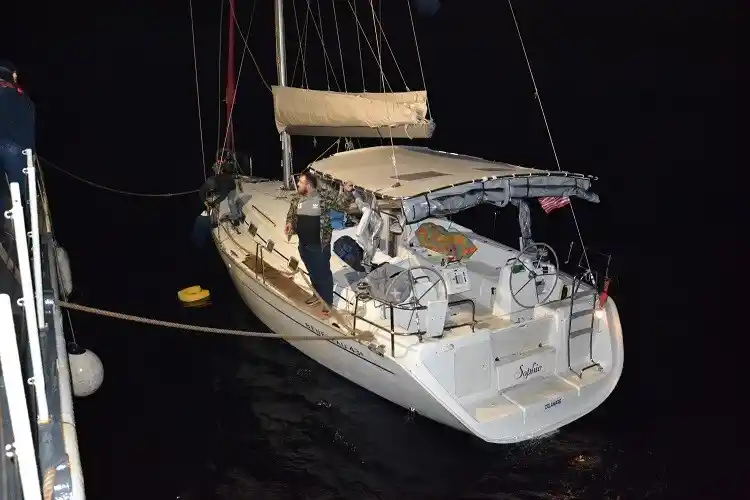 İzmir açıklarında 118 düzensiz göçmen kurtarıldı