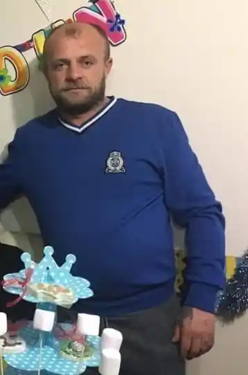 İzmir’de iki husumetli grubun bıçaklı, silahlı kavgasında kan aktı: 2 ölü
