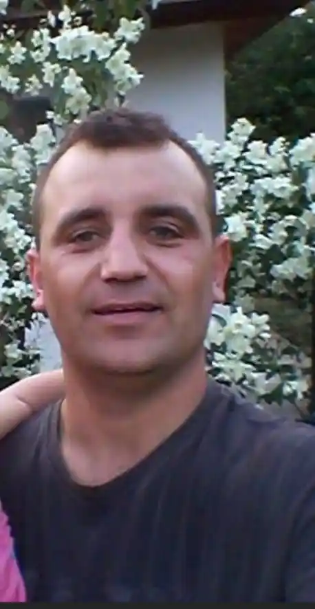 İzmir’de iki husumetli grubun bıçaklı, silahlı kavgasında kan aktı: 2 ölü