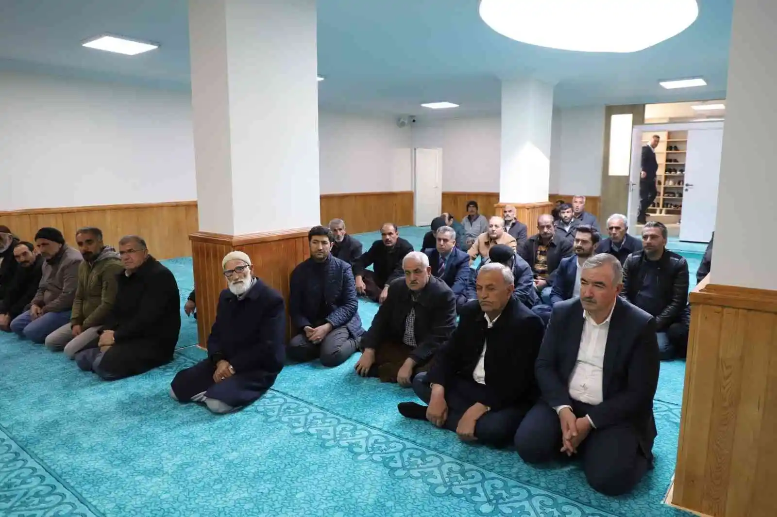 Kahta’da 100. Yıl cami ibadete açıldı