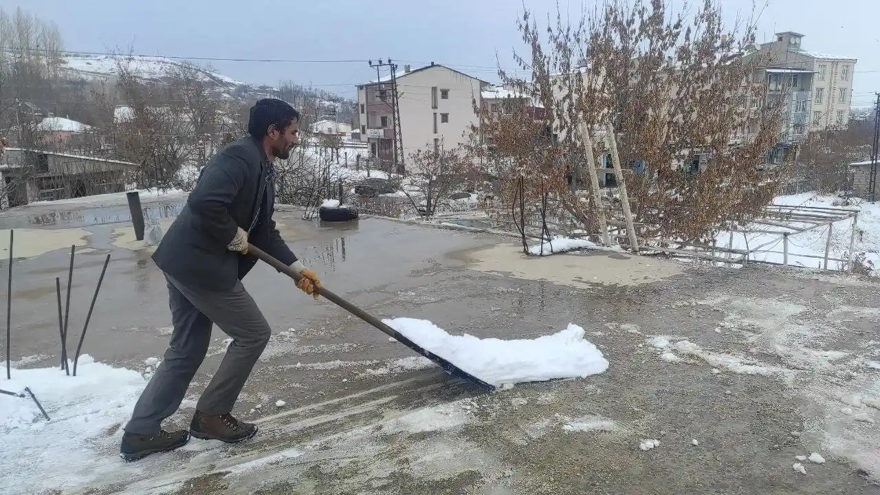 Kar yağışı gelir kaynağı oldu