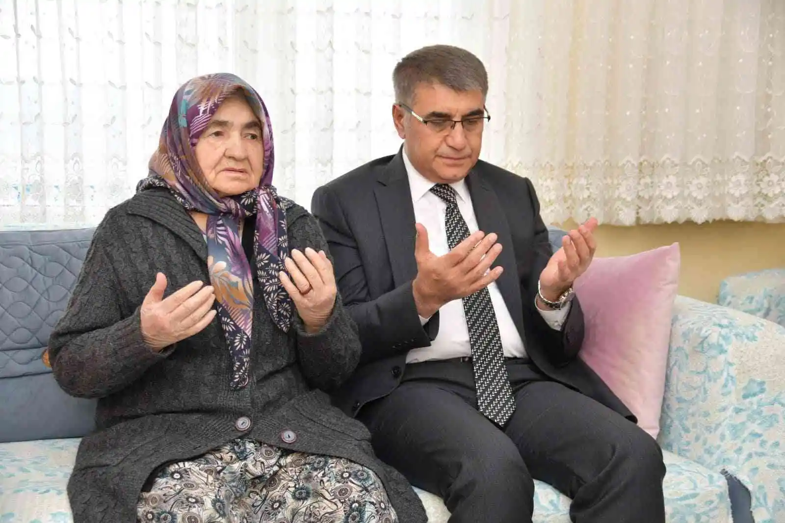 Karabük'te şehitler ve aileleri unutulmuyor