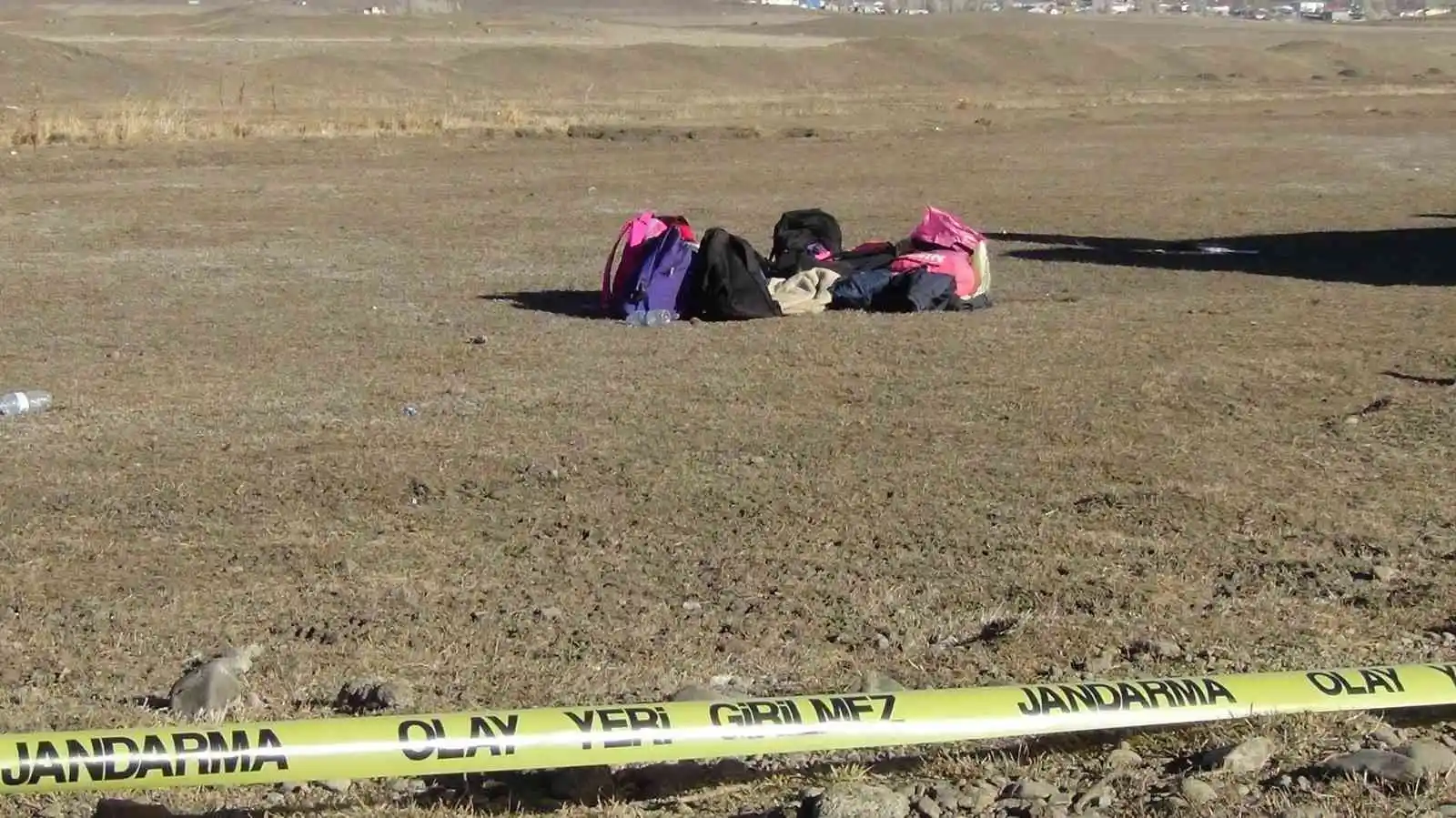 Kars’ta öğrenci servisi takla attı: 1 ölü, 14 yaralı
