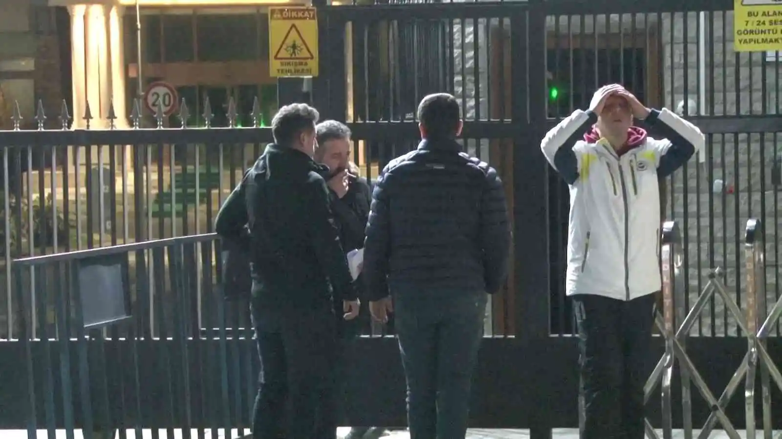 Kartal’da öldürülen genç kızın cenazesi Adli Tıp Kurumundan alındı