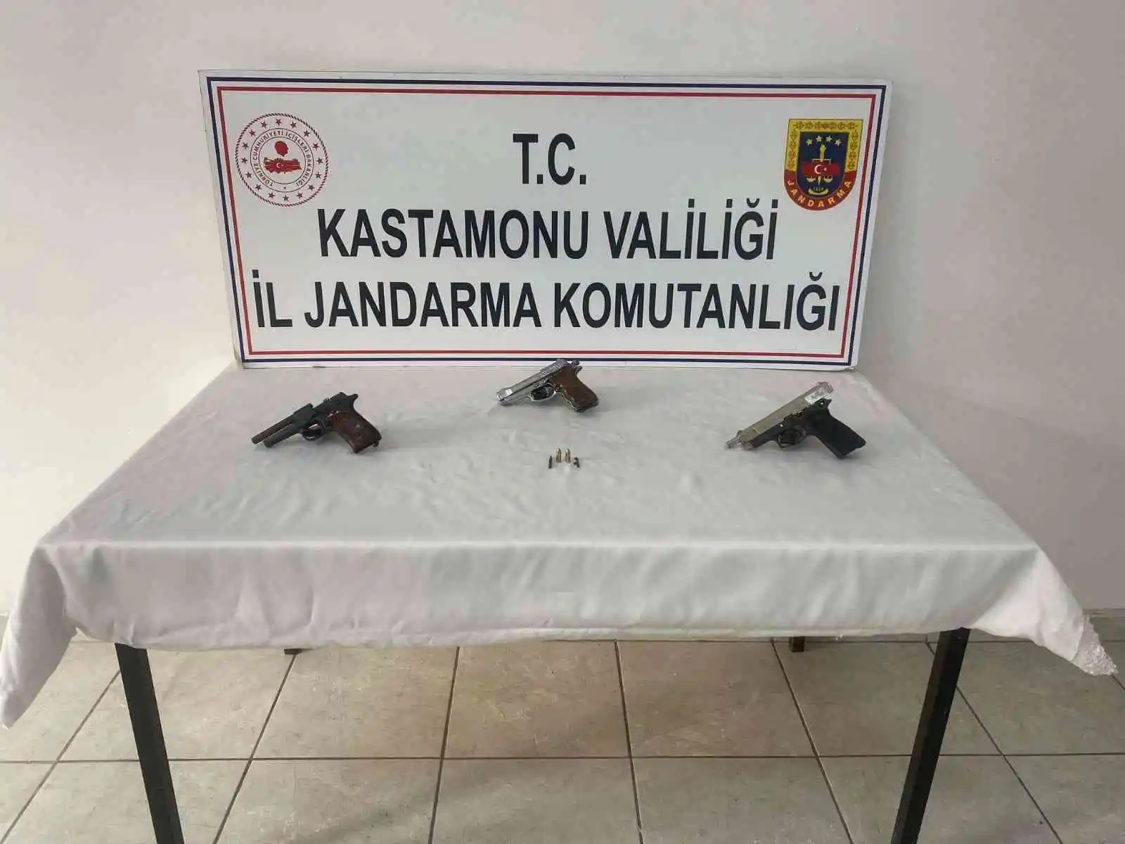 Kastamonu'da ruhsatsız silah operasyonu: 1 gözaltı