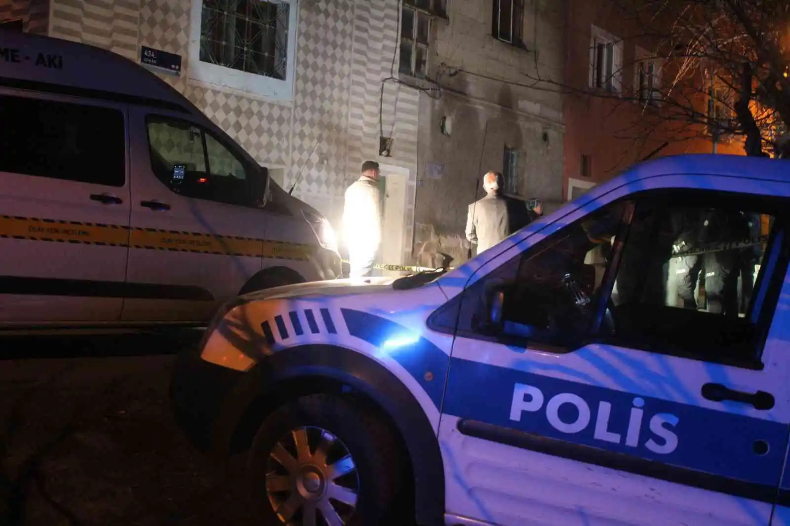 Kayseri’de bir kişi bankın yanında ölü bulundu, oğlunun feryadı yürekleri dağladı