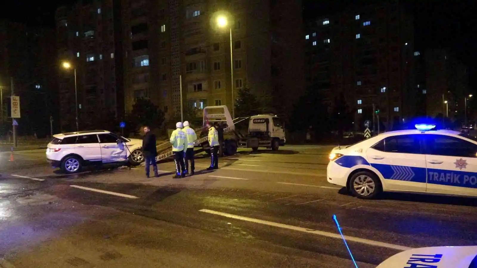 Kayseri’de cip ile ticari araç çarpıştı: 7 yaralı
