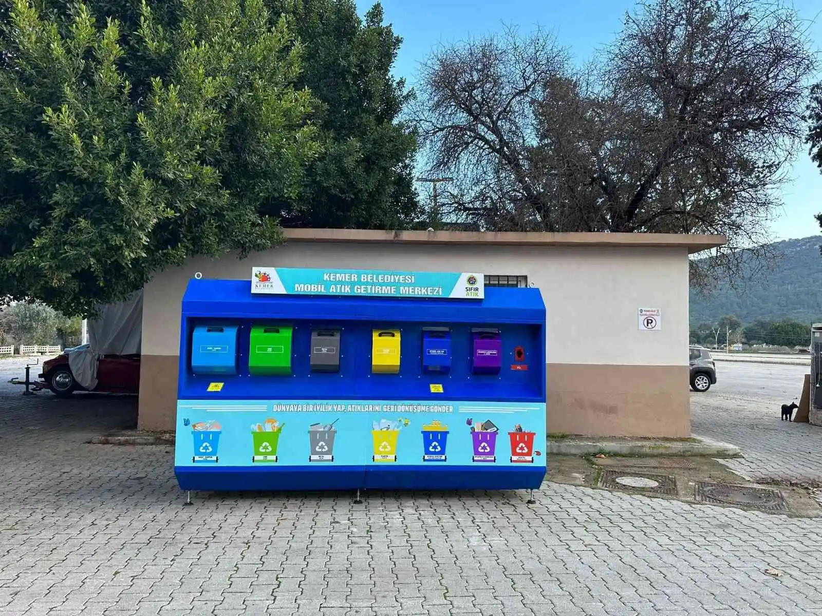Kemer'de 3 mahalleye 'mobil atık getirme merkezi' yerleştirildi