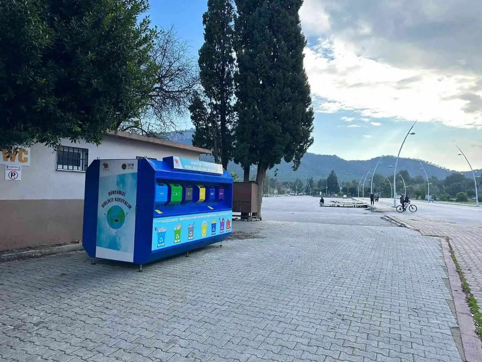 Kemer’de 3 mahalleye ‘mobil atık getirme merkezi’ yerleştirildi