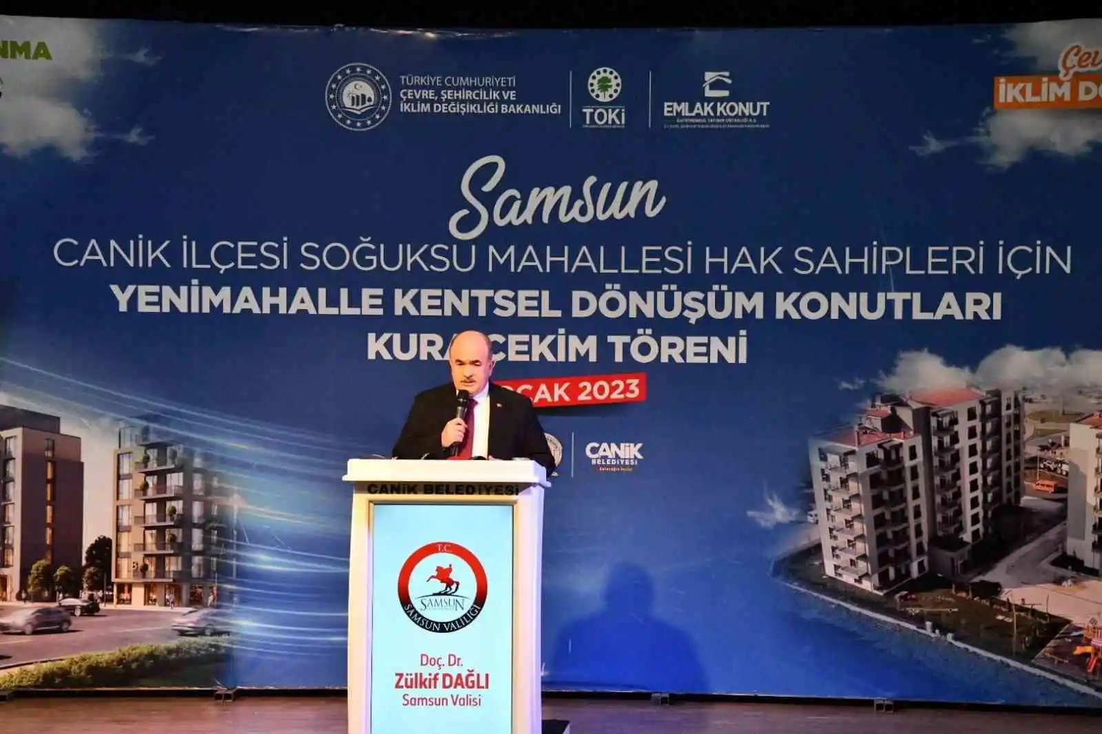 Kentsel dönüşüm hak sahiplerinin kura heyecanı
