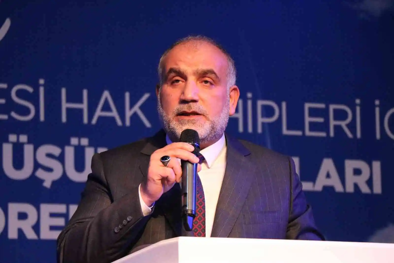 Kentsel dönüşüm hak sahiplerinin kura heyecanı