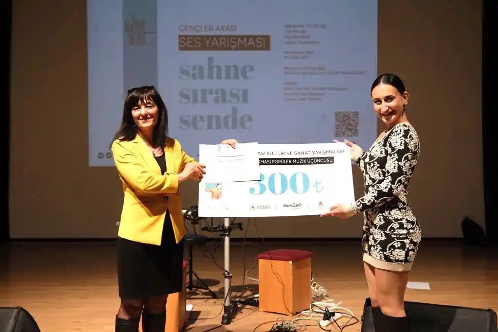 Kınıklı gençler, yarışmalara damga vurdu