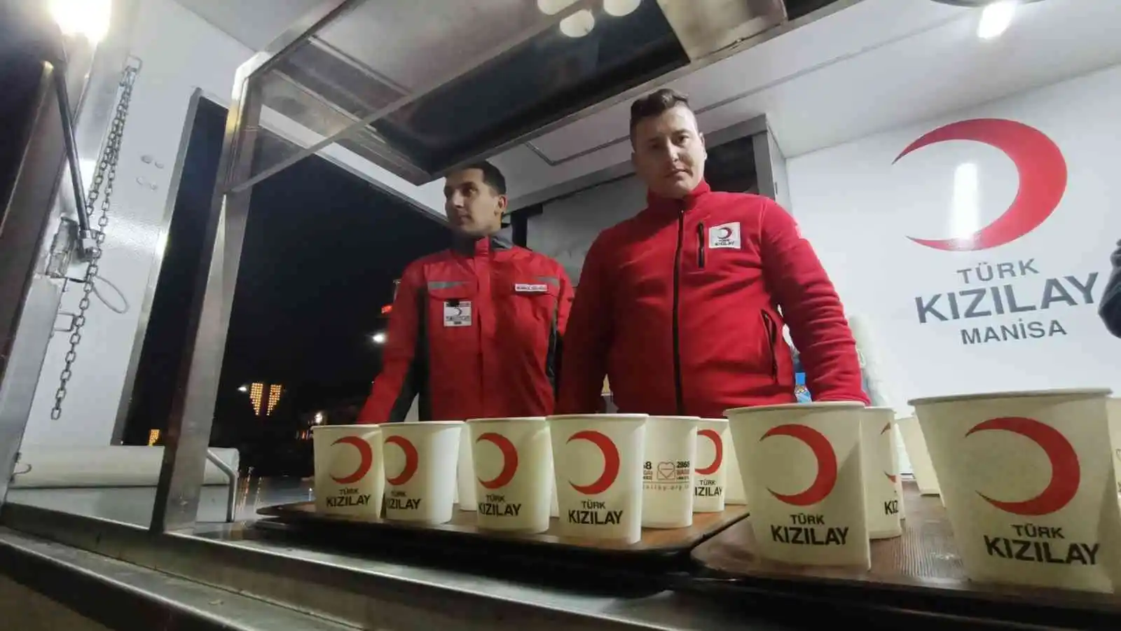 Kızılay’dan kandil gecesi 2 bin kişilik çorba