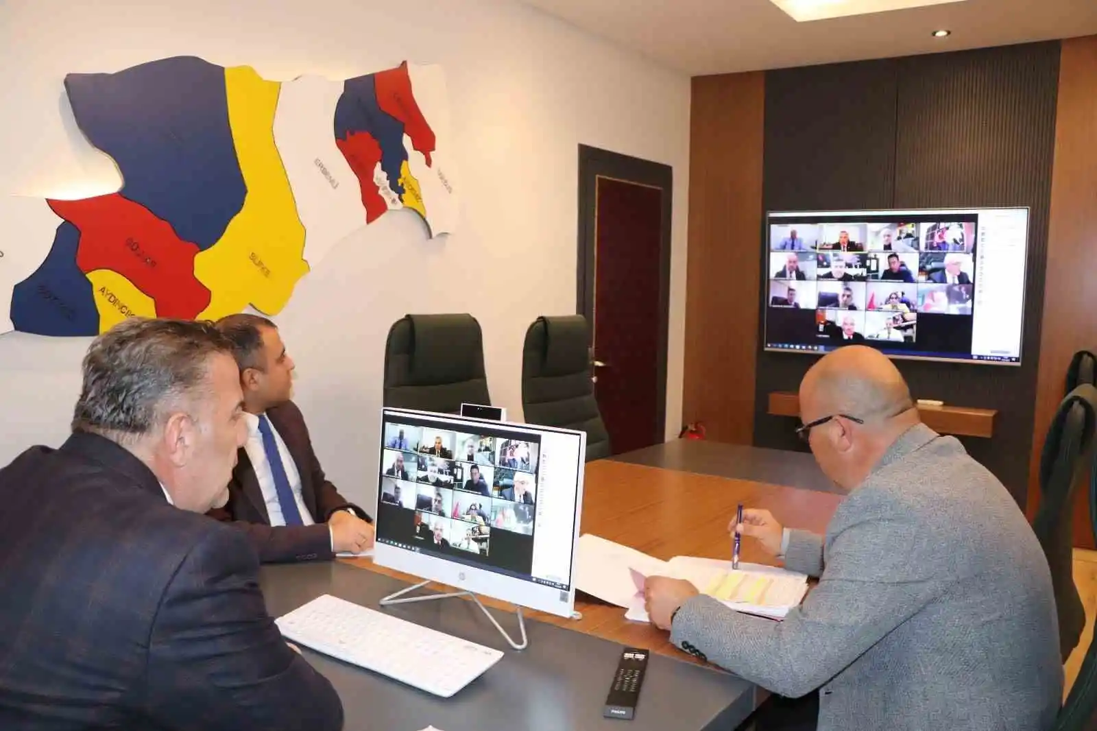 Koca: "Öğrencilere ücretsiz yemek için hazırlıklarımız tamam"