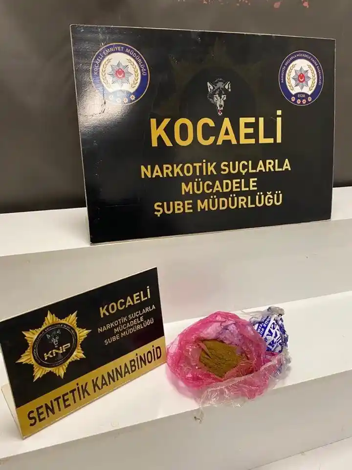 Kocaeli’de uyuşturucu operasyonunda 9 kişi yakalandı