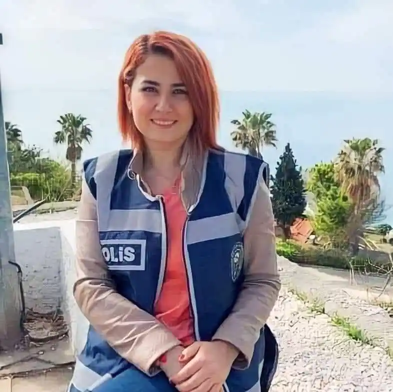 Kocası tarafından öldürülen kadın polis, Malatya’da defnedildi