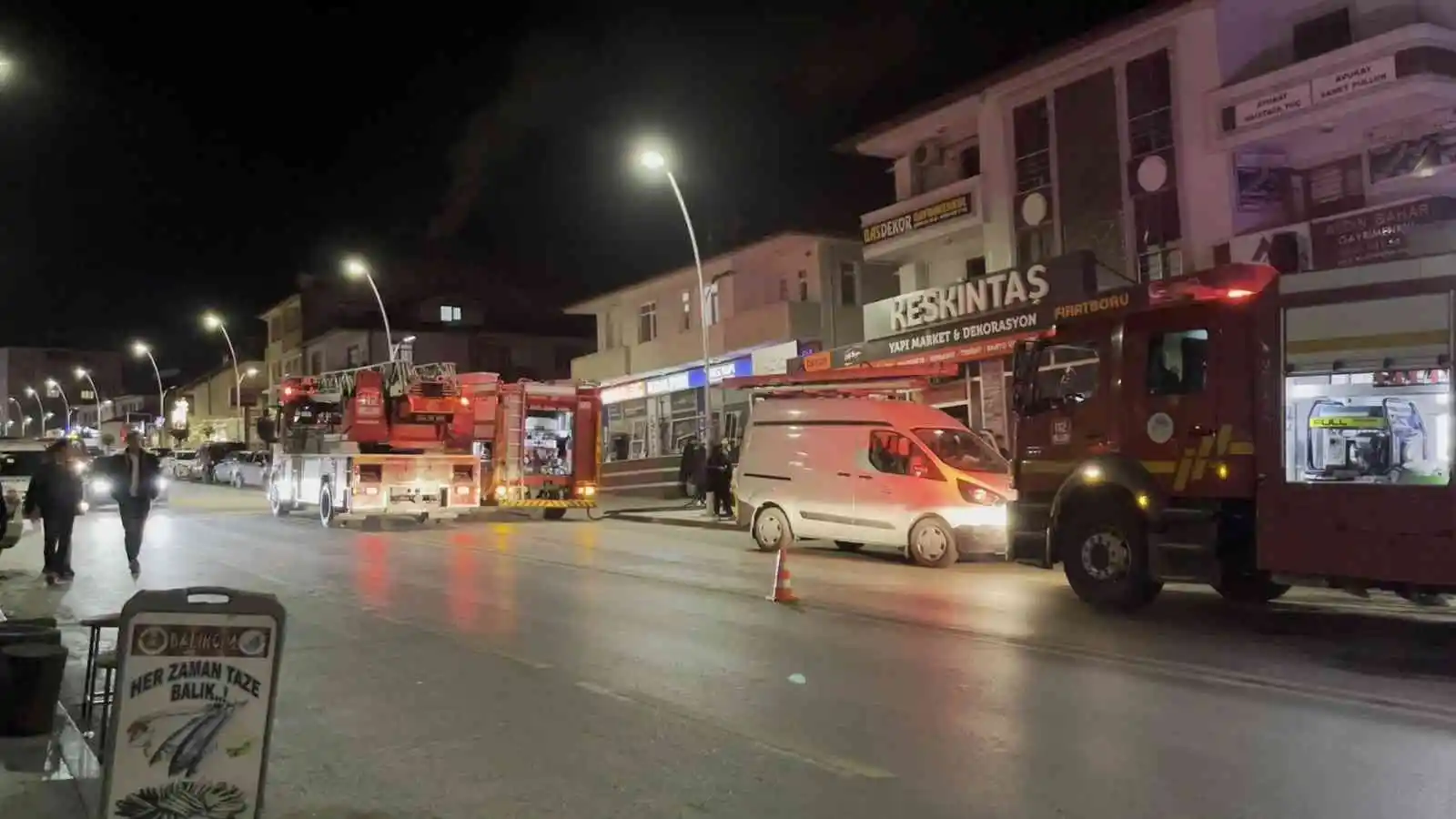 Koltuk tasarım atölyesinde çıkan yangın söndürüldü