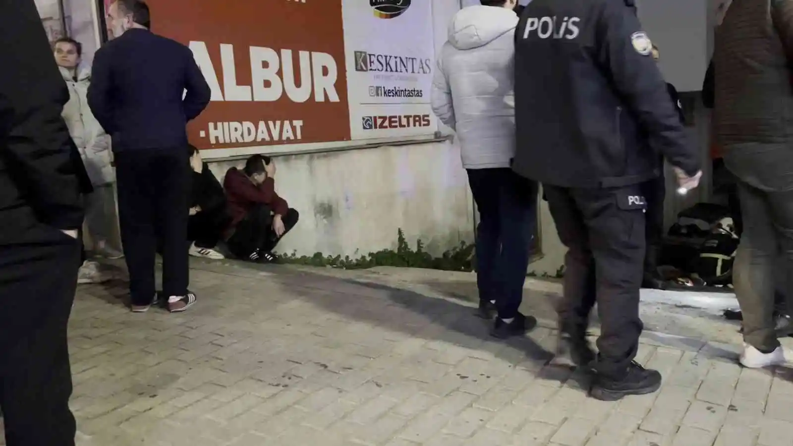 Koltuk tasarım atölyesinde çıkan yangın söndürüldü