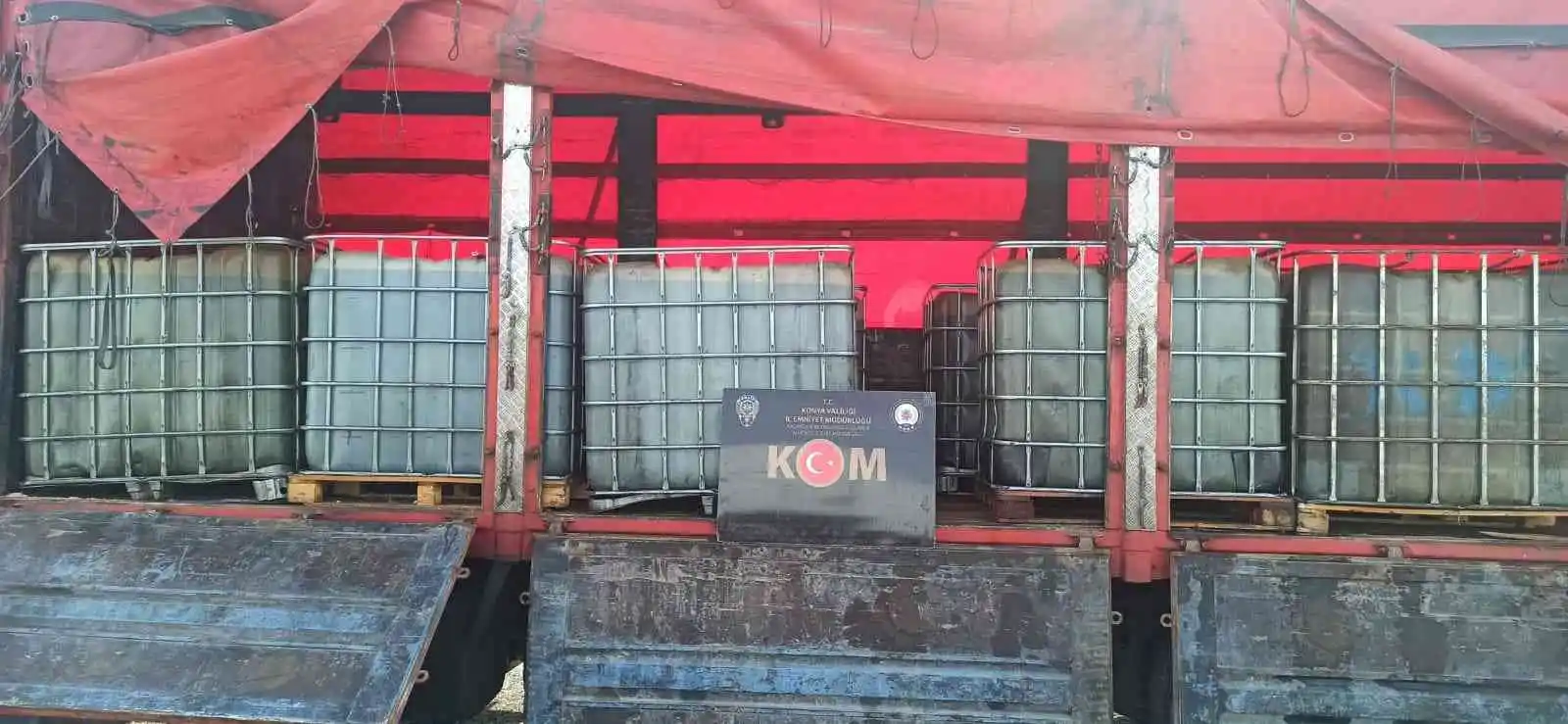 Konya’da 9 bin 800 litre kaçak akaryakıt ele geçirildi