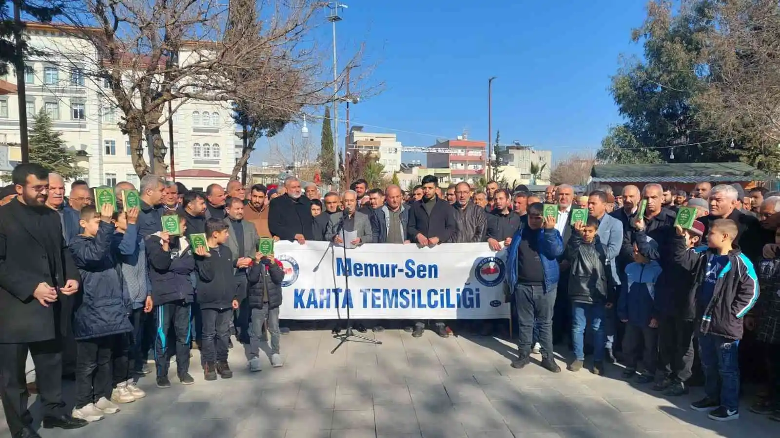 Kur’an-ı Kerim’in yakılmasına Kahta’dan tepki