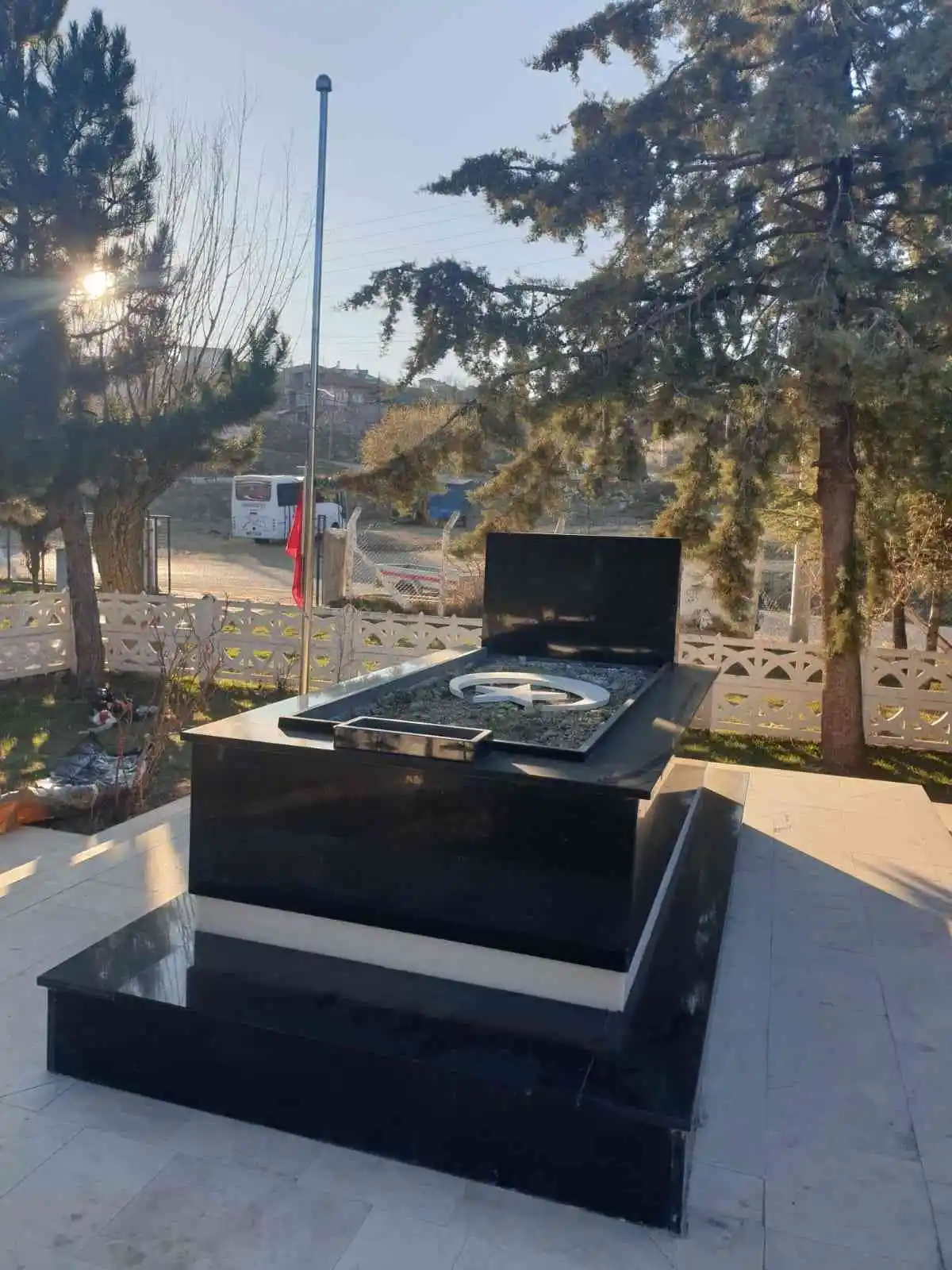 Kurtuluş Savaşı şehidi Çeçeli Kara Murat'ın mezarı yenilendi

