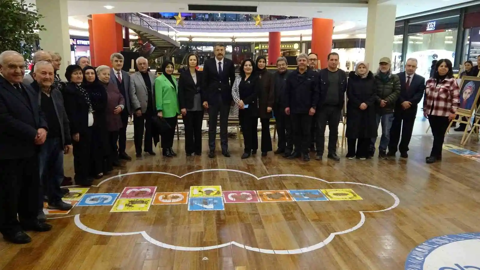 Kütahyalı sanatçılardan ’2023’e merhaba’ sergisi