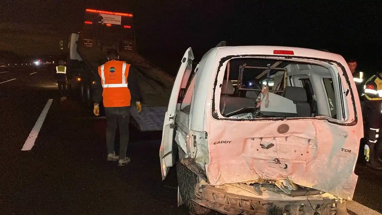 Kuzey Marmara Otoyolu’nda alkollü sürücü seyir halindeki otomobile arkadan çarptı: 6 yaralı