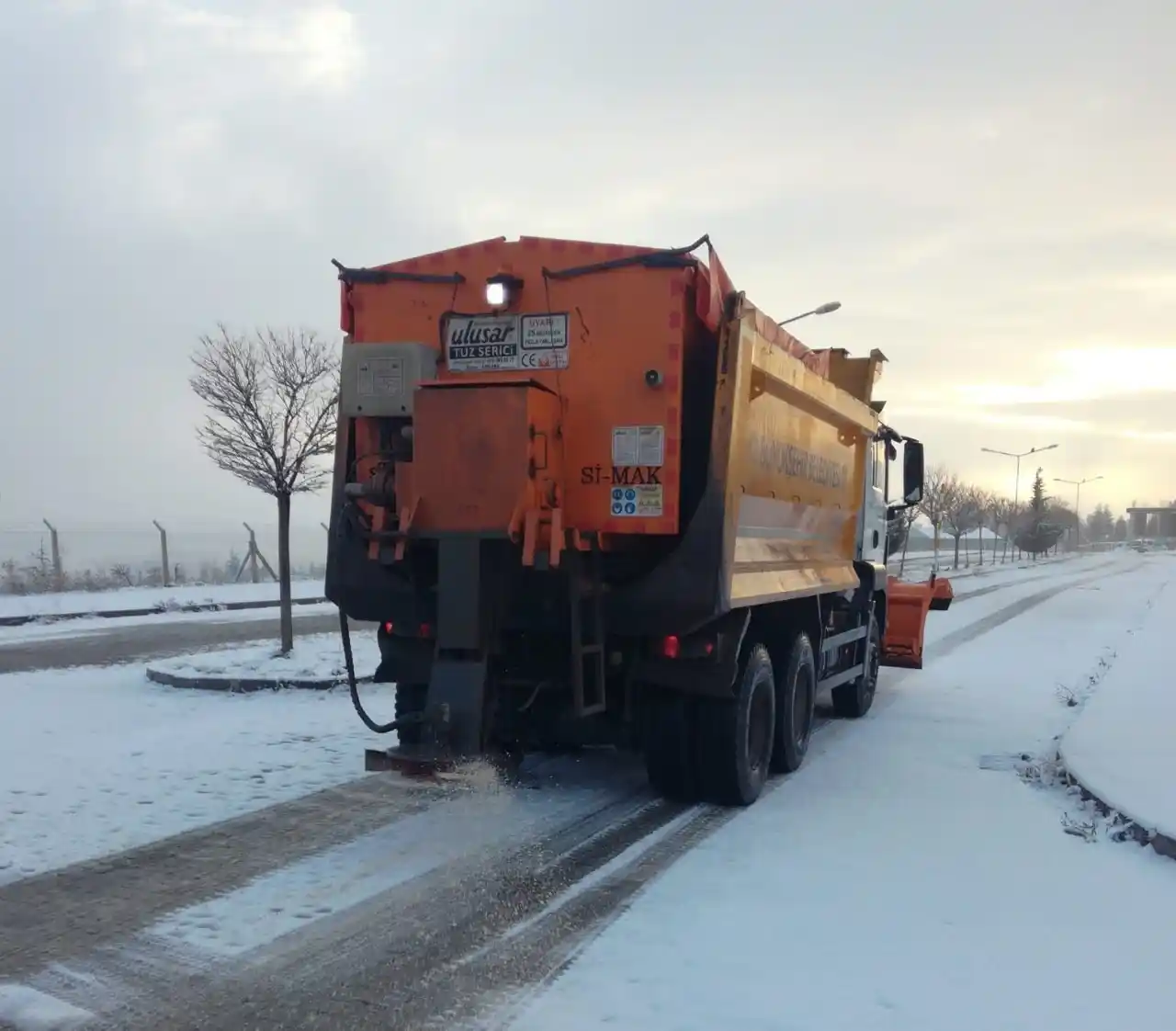 Malatya'da kar nedeniyle 14 mahalle yolu ulaşıma kapandı
