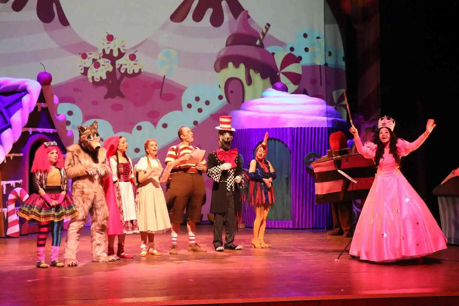 MDOB, Şekeronya oyununu sahneleyecek