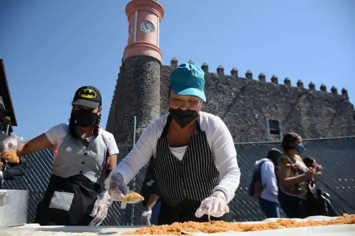 Meksika’da 70,4 metre uzunluğundaki ’tako’ ile dünya rekoru kırıldı