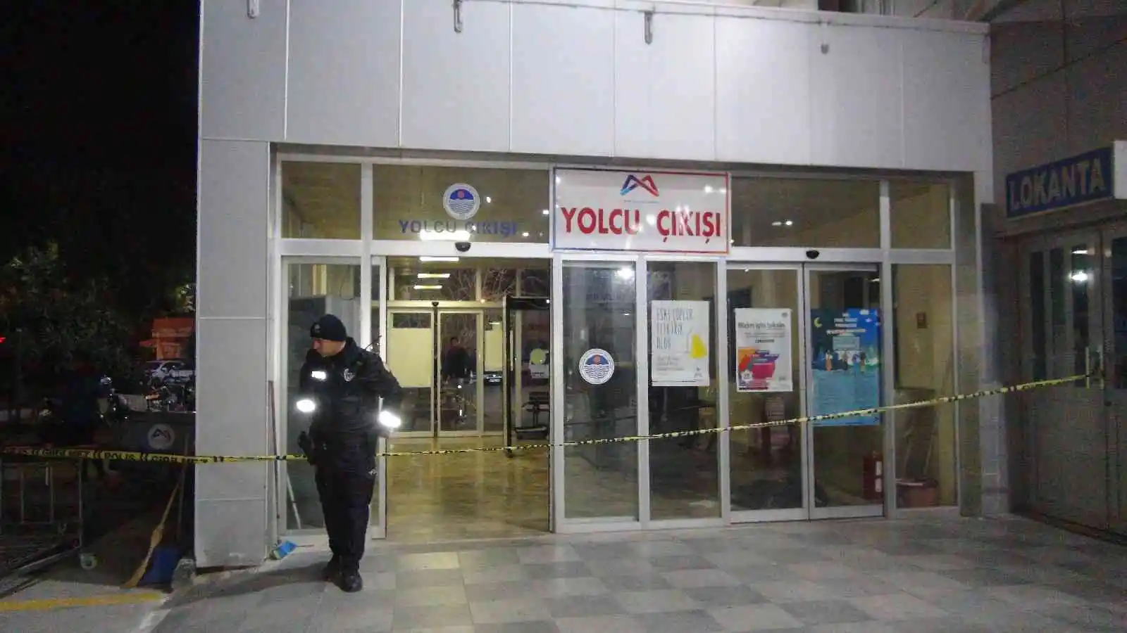 Mersin’de Şehirler Arası Otobüs Terminali’nde el bombası iddiası paniğe neden oldu