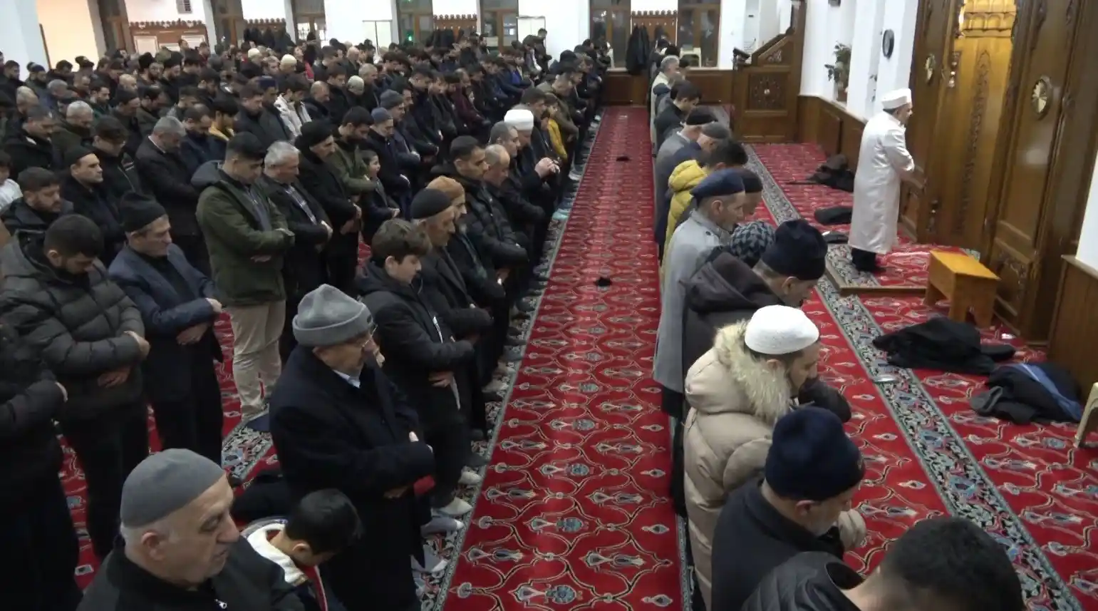 Müftü Demir: “Kur’an-ı Kerim’i yakmakla Müslümanlar yok olmaz”